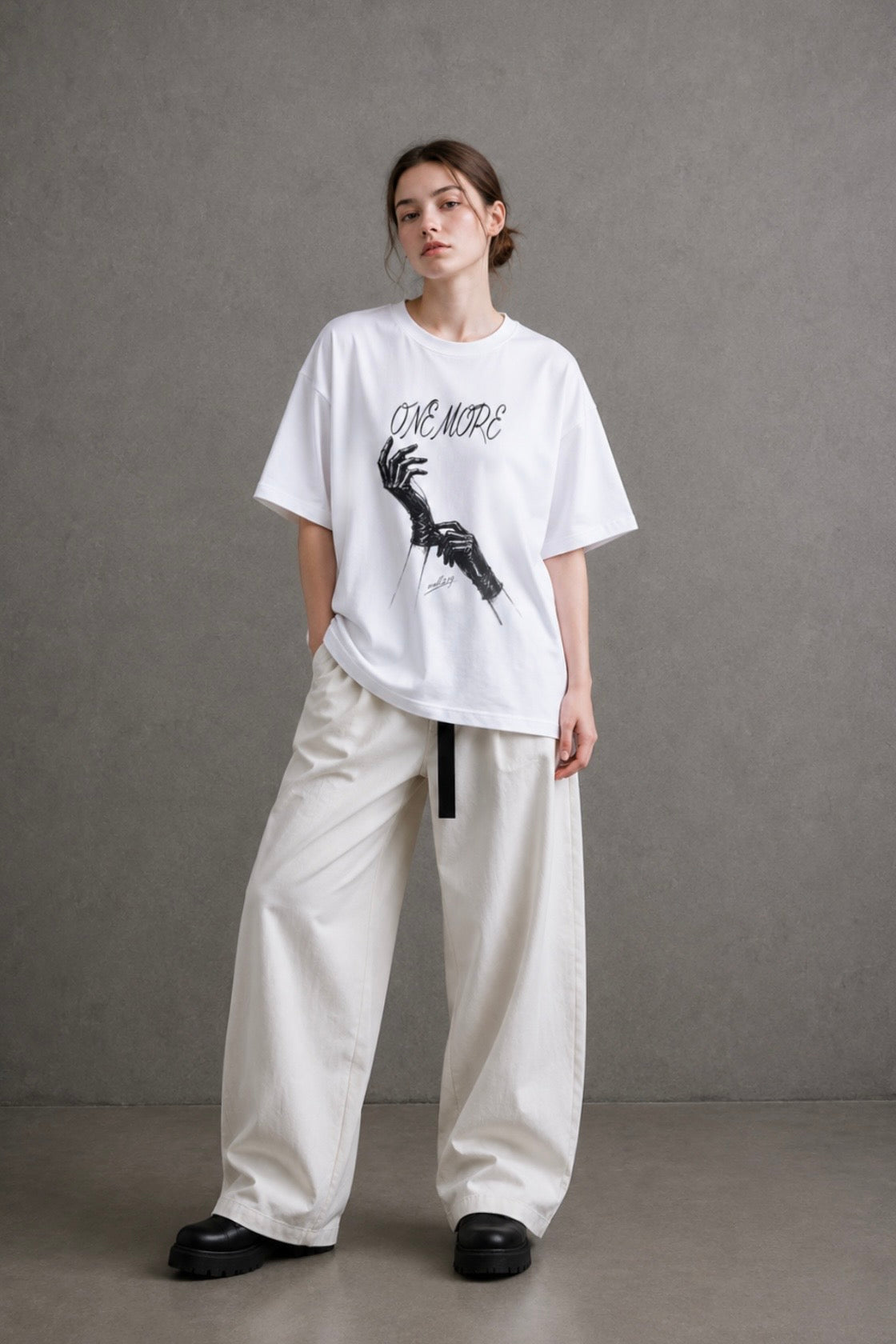 OVERSIZED   T-SHIRT 08 / WHITE