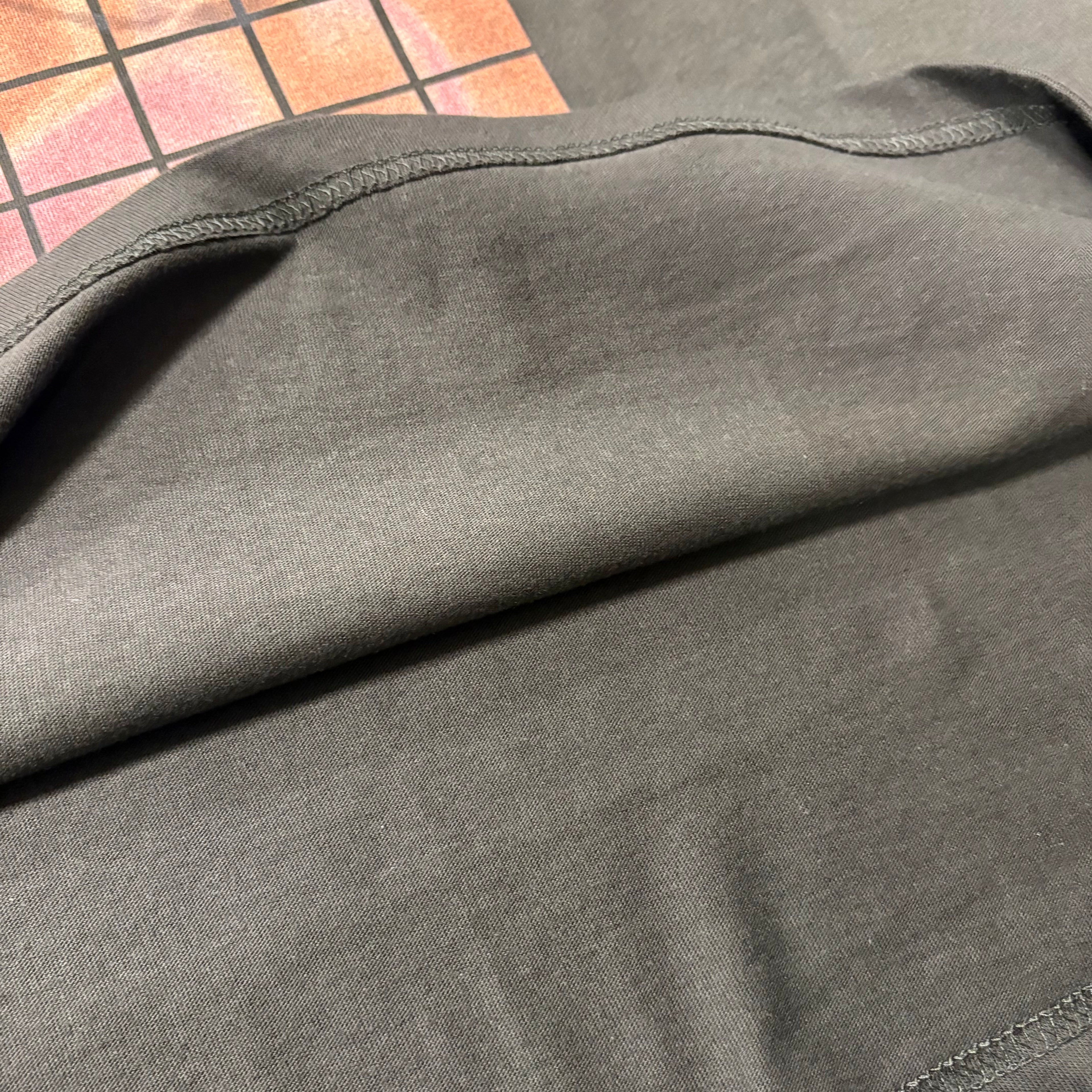 Oversized long-sleeve T-shirt 02