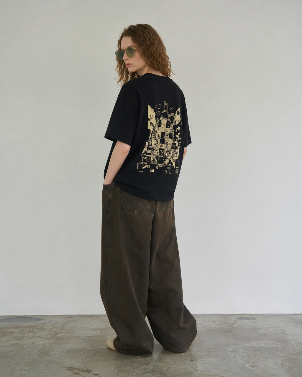 Oversized  Short-length  T-shirt 06　【BLACK】