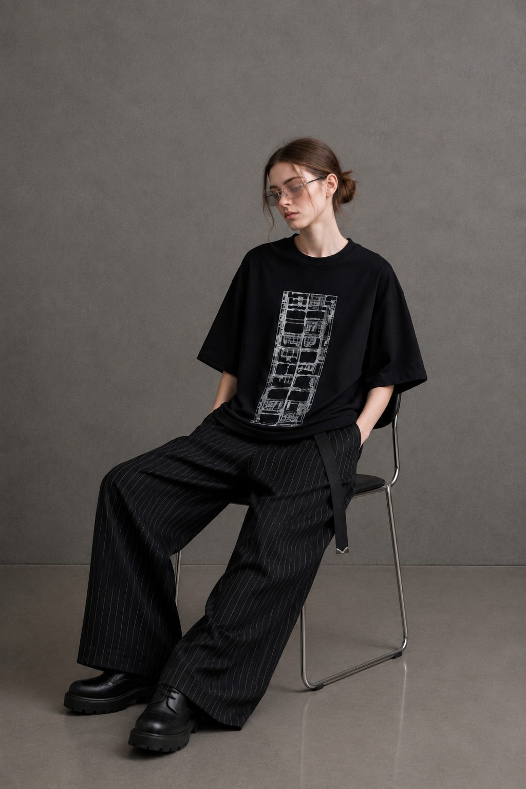 OVERSIZED   T-SHIRT 09 / BLACK